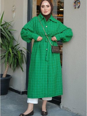 Mevsimlik Düğmeli Kuşaklı Kaban