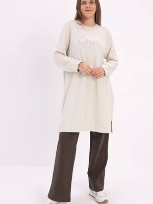 Taş Büyük Beden Nakışlı Sweat