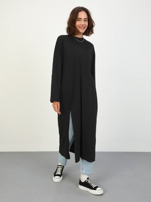 Siyah Tunik