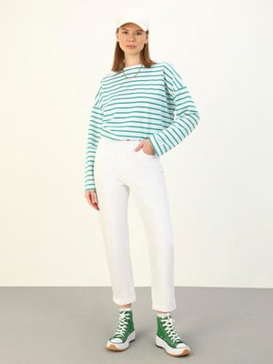 Paça Detaylı Boyfriend Kot Pantolon Beyaz Paça Detaylı Boyfriend Kot Pantolon Beyaz