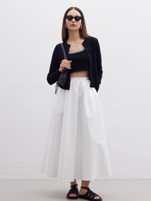 İnce Triko Hırka Siyah İnce Triko Hırka Siyah