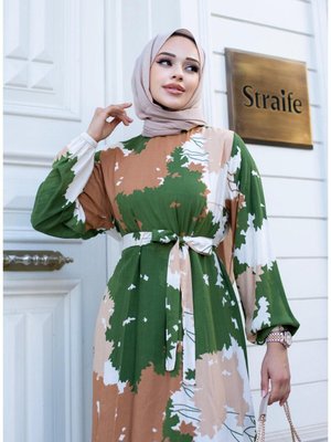 Yaprak Desenli Yeşil Elbise