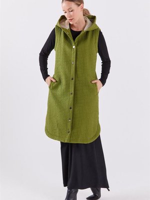 Kare Desenli Kapüşonlu Yeşil Yelek