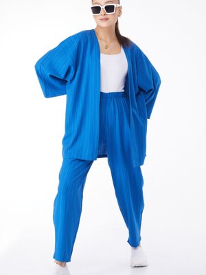 Düz Ceket Yaka Mavi Kimono Pantolon İkili Takım