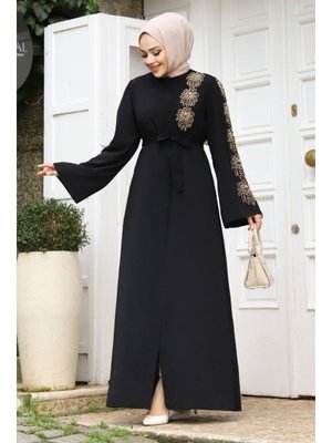 Siyah Kolu Boncuk İşlemeli Kuşaklı Ferace Siyah Kolu Boncuk İşlemeli Kuşaklı Ferace