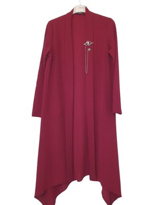 Kobe Krep Kumaş Broşlu Asimetrik Kesim Hırka