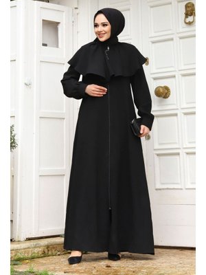 Siyah Yakası Fırfır Detaylı Ferace Siyah Yakası Fırfır Detaylı Ferace