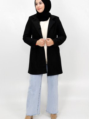 Düğme Detaylı Kaşe Kaban Düğme Detaylı Kaşe Kaban