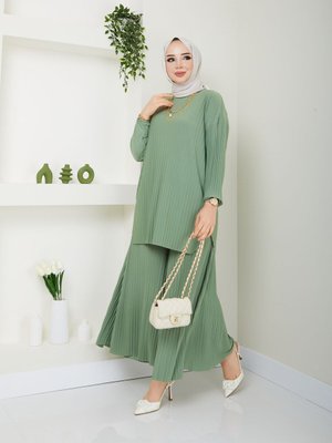 Yeni Sezon Çok Rahat Şık Etek Görünümlü Pantolon Tunik Ela Takım ??