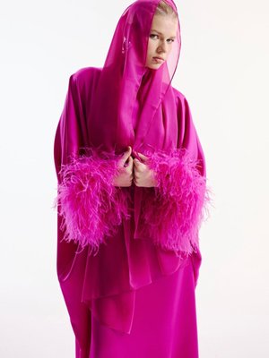 Saten Elbise Kuş Tüy Detaylı & Şal