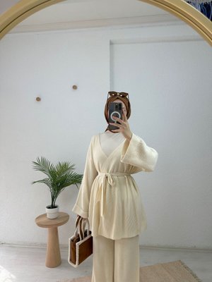 Belden Bağlamalı Triko Takım