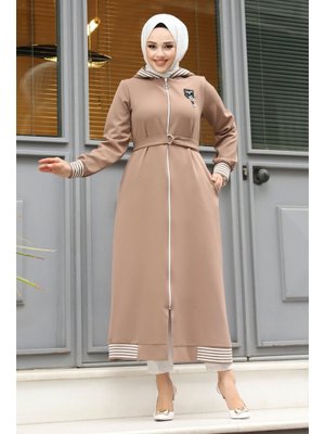 Boydan Fermuarlı Arma Detaylı Ribanalı Kap