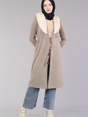 Yakası Peluş Kürklü Hırka