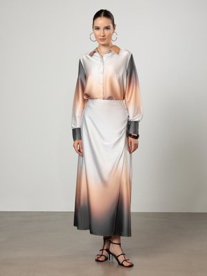 Sedef Düğme Detaylı Desenli Satentunik Degrade Baskılı