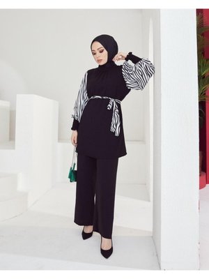 Kolu Zebra Desenli Ayrobin Takım Siyah