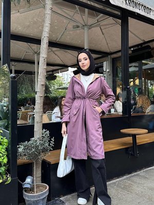 Belden Bağıcıklı Trençkot Gül Kurusu Belden Bağıcıklı Trençkot Gül Kurusu
