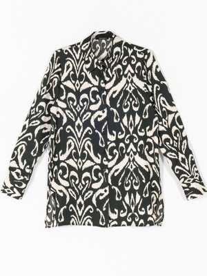 Desenli Saten Modest Uzun Siyah Gömlek