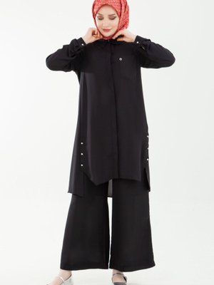 Armine Trend Düğme Detaylı Alt Üst Takım Armine Trend Düğme Detaylı Alt Üst Takım