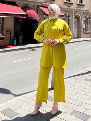 Larisa Cep Detaylı Taşlı İkili Takım Yağ Yeşili