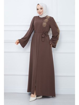 Kahverengi Kolu Boncuk İşlemeli Kuşaklı Ferace Kahverengi Kolu Boncuk İşlemeli Kuşaklı Ferace