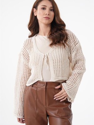 Ön Britli Krem Hırka