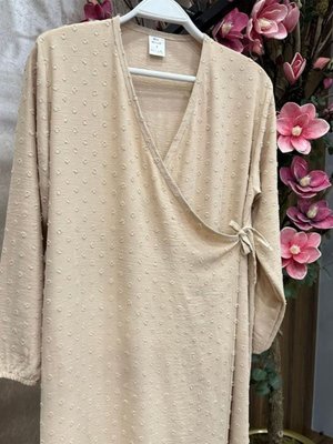 Bej Yandan Bağlamalı Kendinden Desenli Namaz Seti