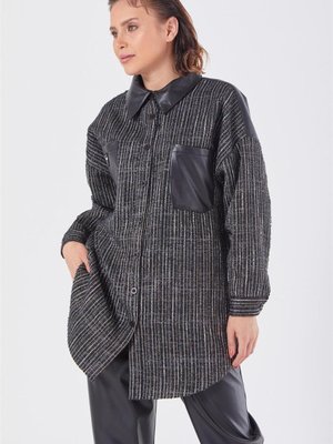 Suni Deri Detaylı Siyah Ceket