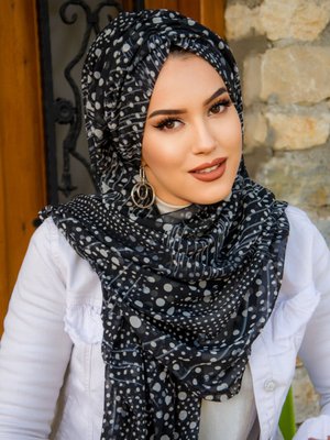 Siyah Beyaz Puan Desenli Hazır Şifon Şal