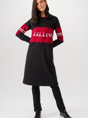 Siyah Yazı Detaylı Eşofman Takımı