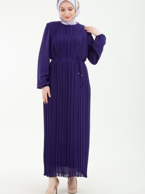 Pilise Detaylı Kolları Lastikli Elbise Mor Pilise Detaylı Kolları Lastikli Elbise Mor