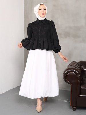 Siyah Gipeli Kısa Bluz