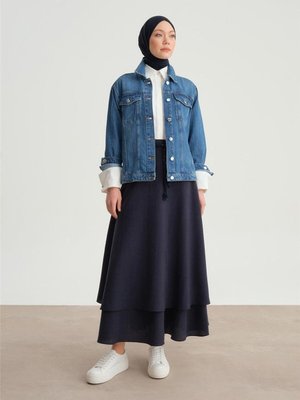 Örgü Kemerli Kat Etek Lacivert