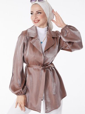 Düz Yaka Kahverengi Parlak Detaylı Kuşaklı Ceket