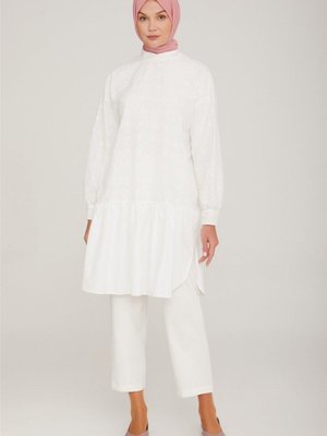 Etek Ucu Büzgülü Brode Tunik Ekru