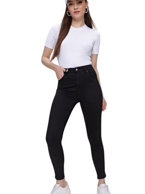 Siyah Yüksek Bel Dar Paça Kot Pantolon