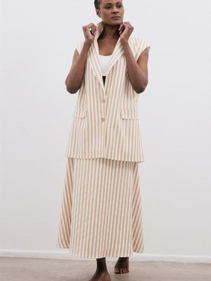 Çizgili Yelek Camel K