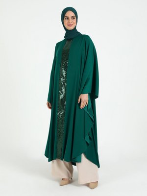 Zümrüt Yeşili Ferace Zümrüt Yeşili Ferace