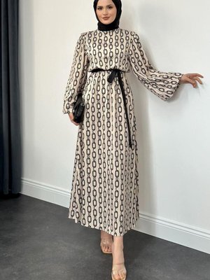 Bernatte Zincir Saten Elbise Krem Bernatte Zincir Saten Elbise Krem