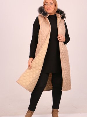 Büyük Beden Kapitone Çıkarılabilir Kapüşonlu Yelek Bej