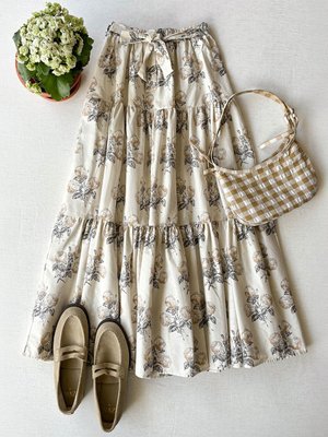 Vizon Gül Desen Kat Kat Etek