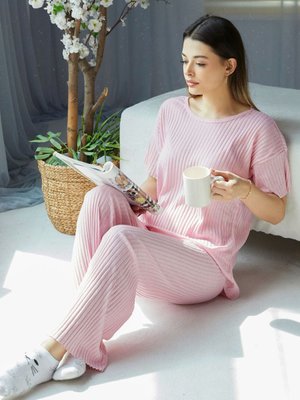 Pembe Eşofman Takımı