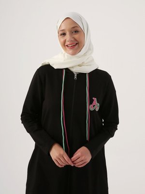 Siyah Nakışlı Kapüşonlu Rahat Hırka Siyah Nakışlı Kapüşonlu Rahat Hırka