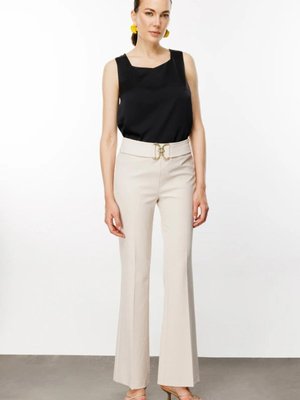 Bej İspanyol Paça Beli Tokalı Pantolon