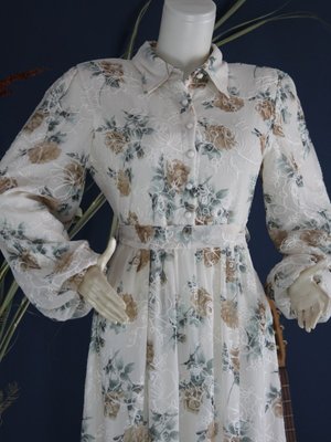 Mihrimah Pileli Astarlı Şifon Beyaz Elbise