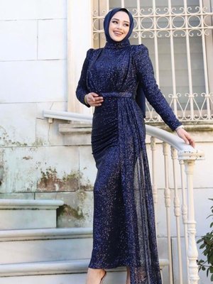 Abiye Elbise Kalem Pul Payet Kruvaze Yaka Lacı Abiye Elbise Kalem Pul Payet Kruvaze Yaka Lacı
