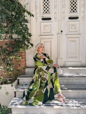 Desenli Viskon Elbise