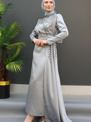 Pelerini Taşlı Saten Abiye Elbise Koyu Gri