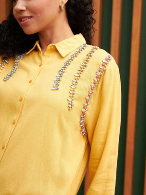 Gömlek Keten Kumaşı Önü El İşlemeli