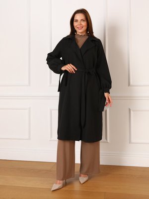 Siyah Büyük Beden Kolları Bağlama Detaylı Trençkot