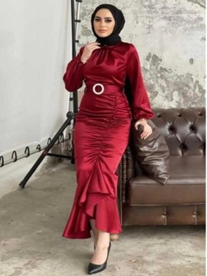 Balık Büzgülü Saten Elbise Balık Büzgülü Saten Elbise